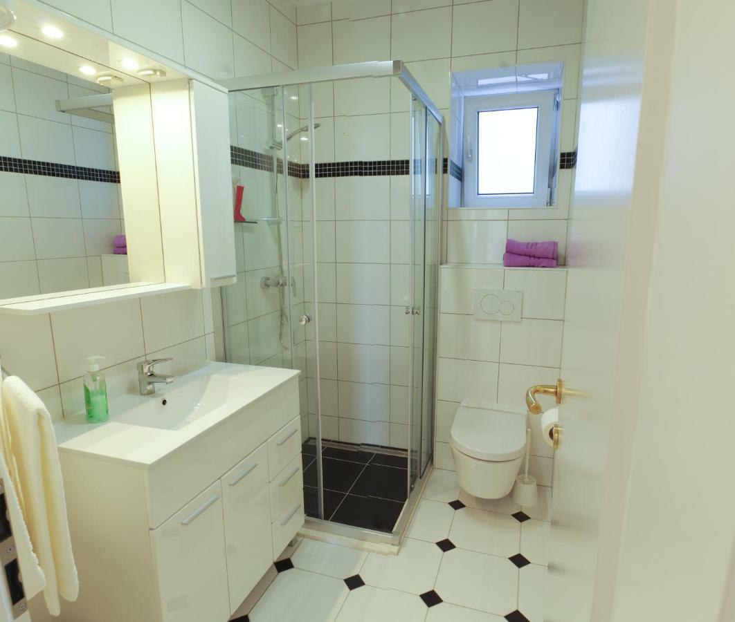 Open Hus Apartment Krvavica Ngoại thất bức ảnh
