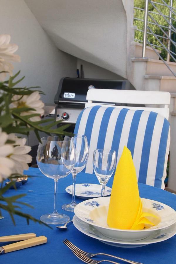 Open Hus Apartment Krvavica Ngoại thất bức ảnh
